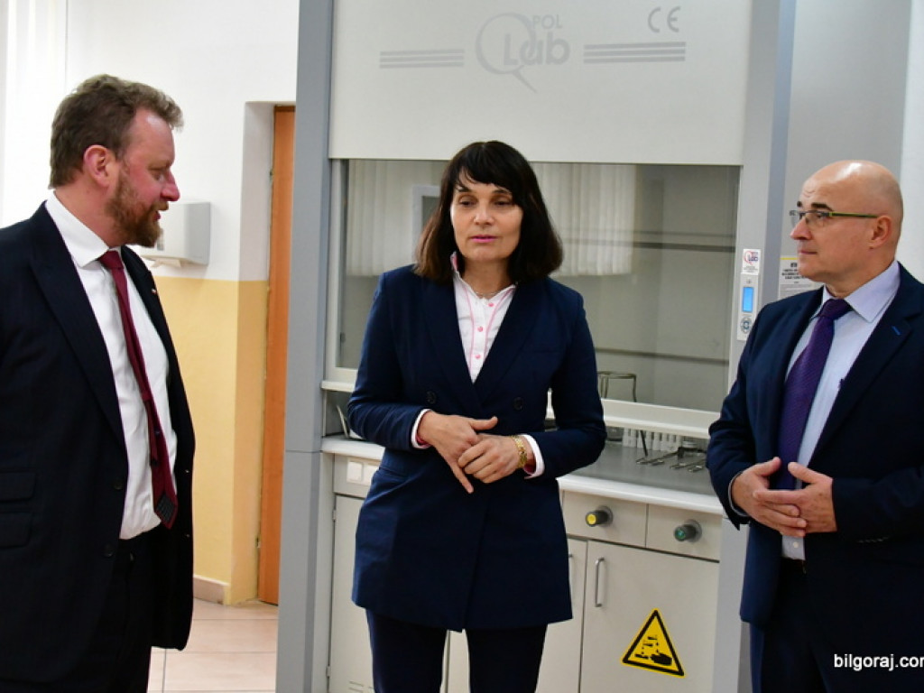 Minister zdrowia z wizytą w Medycznym Studium Zawodowym w Biłgoraju (FOTO)
