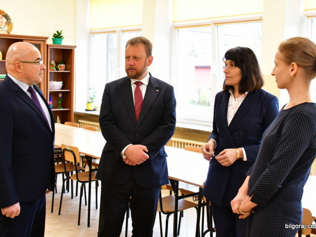 Minister zdrowia z wizytą w Medycznym Studium Zawodowym w Biłgoraju (FOTO)
