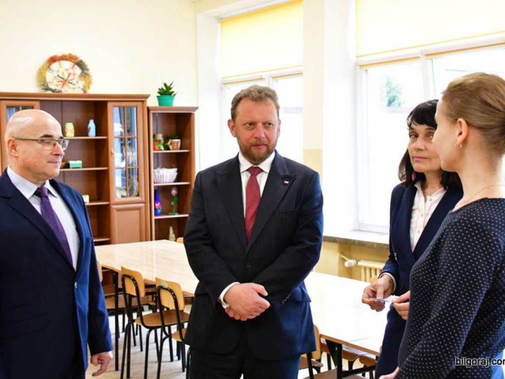 Minister zdrowia z wizytą w Medycznym Studium Zawodowym w Biłgoraju (FOTO)