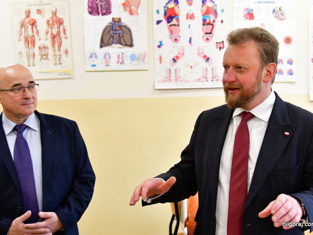 Minister zdrowia z wizytą w Medycznym Studium Zawodowym w Biłgoraju (FOTO)