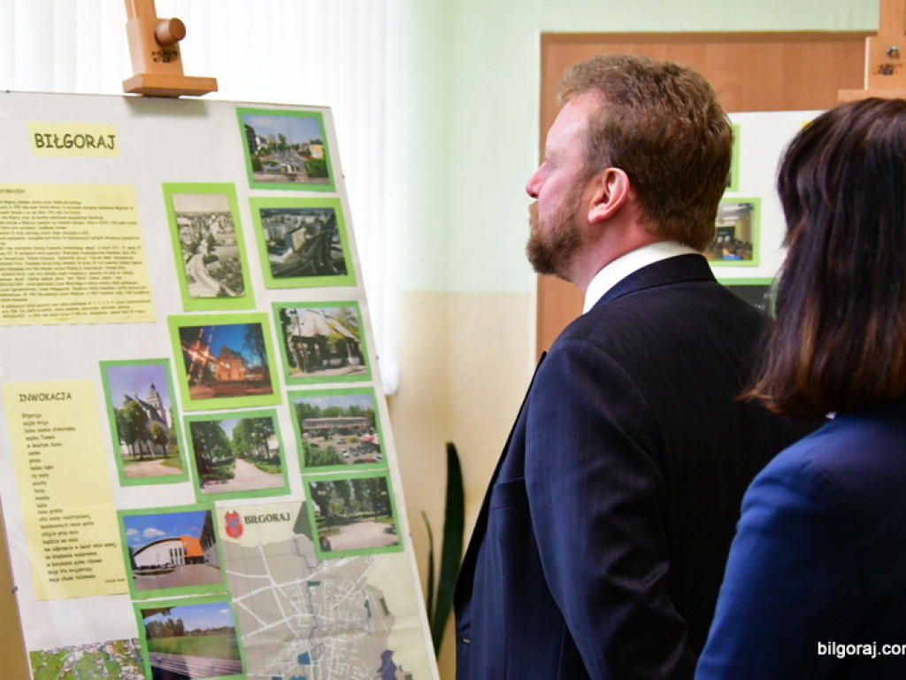 Minister zdrowia z wizytą w Medycznym Studium Zawodowym w Biłgoraju (FOTO)