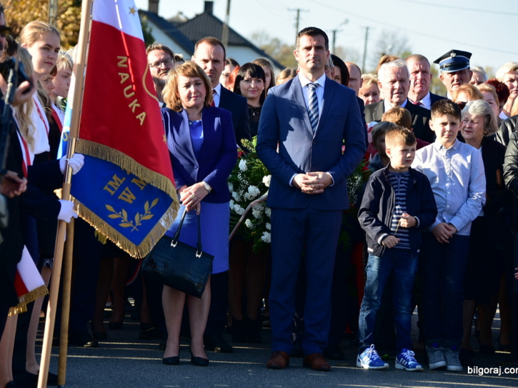 Pomnik ku czci mieszkańców Lipowca Starego został odsłonięty (FOTO)