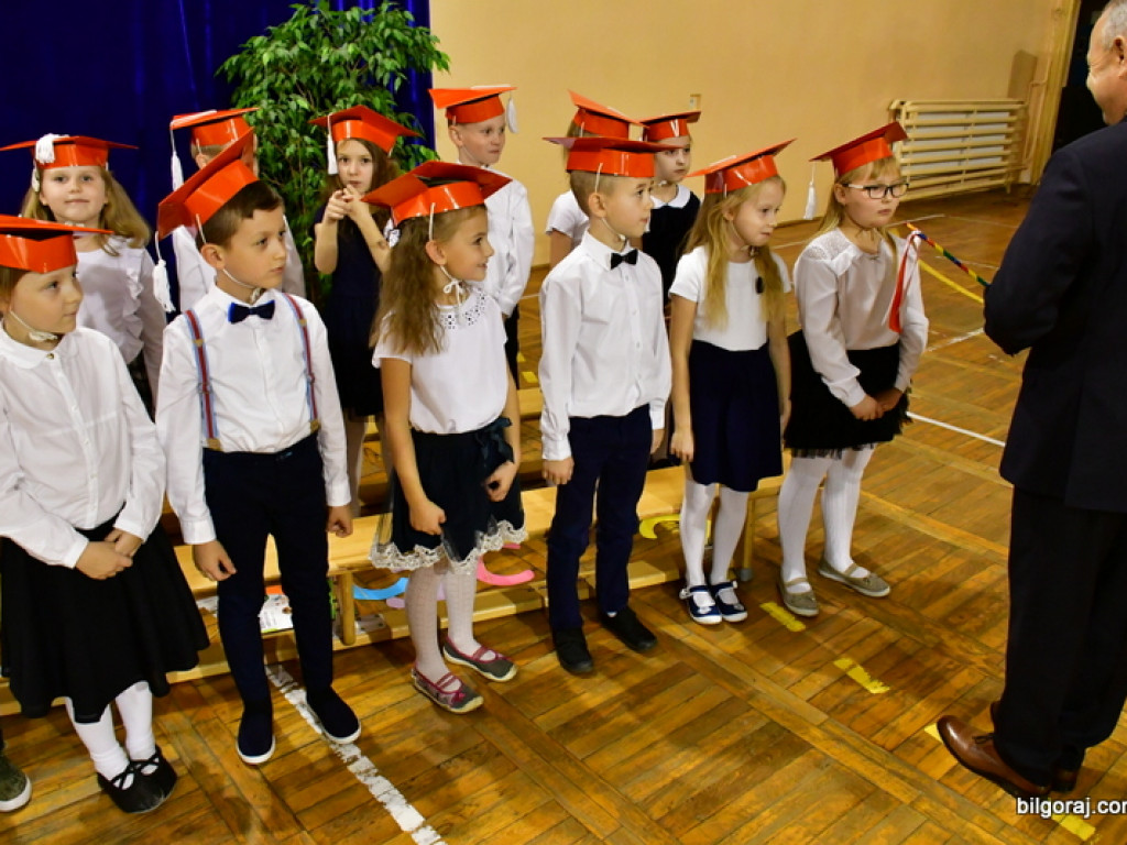 Ślubowanie klas I w Szkole Podstawowej Nr 3 z Oddziałami Integracyjnymi w Biłgoraju (FOTO)