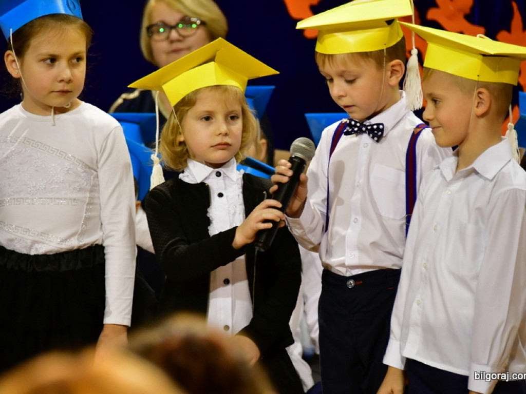 Ślubowanie klas I w Szkole Podstawowej Nr 3 z Oddziałami Integracyjnymi w Biłgoraju (FOTO)
