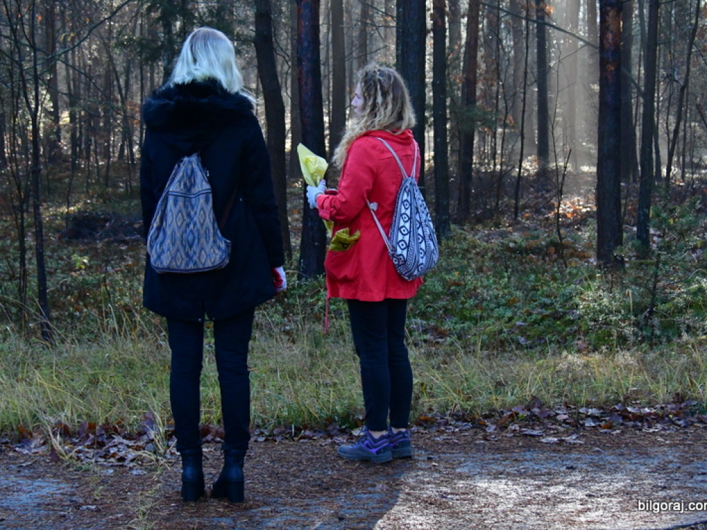 Sprzątali las Krasne koło Biłgoraja (FOTO)