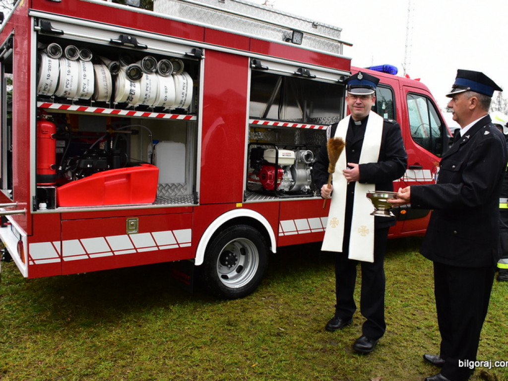 Nowy samochód dla jednostki OSP w Starym Bidaczowie (FOTO)