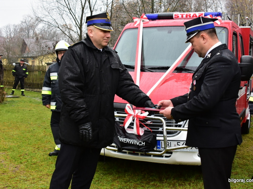 Nowy samochód dla jednostki OSP w Starym Bidaczowie (FOTO)