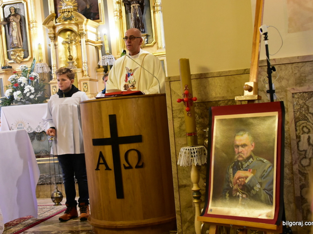 Ku czci Niepodległej (FOTO)