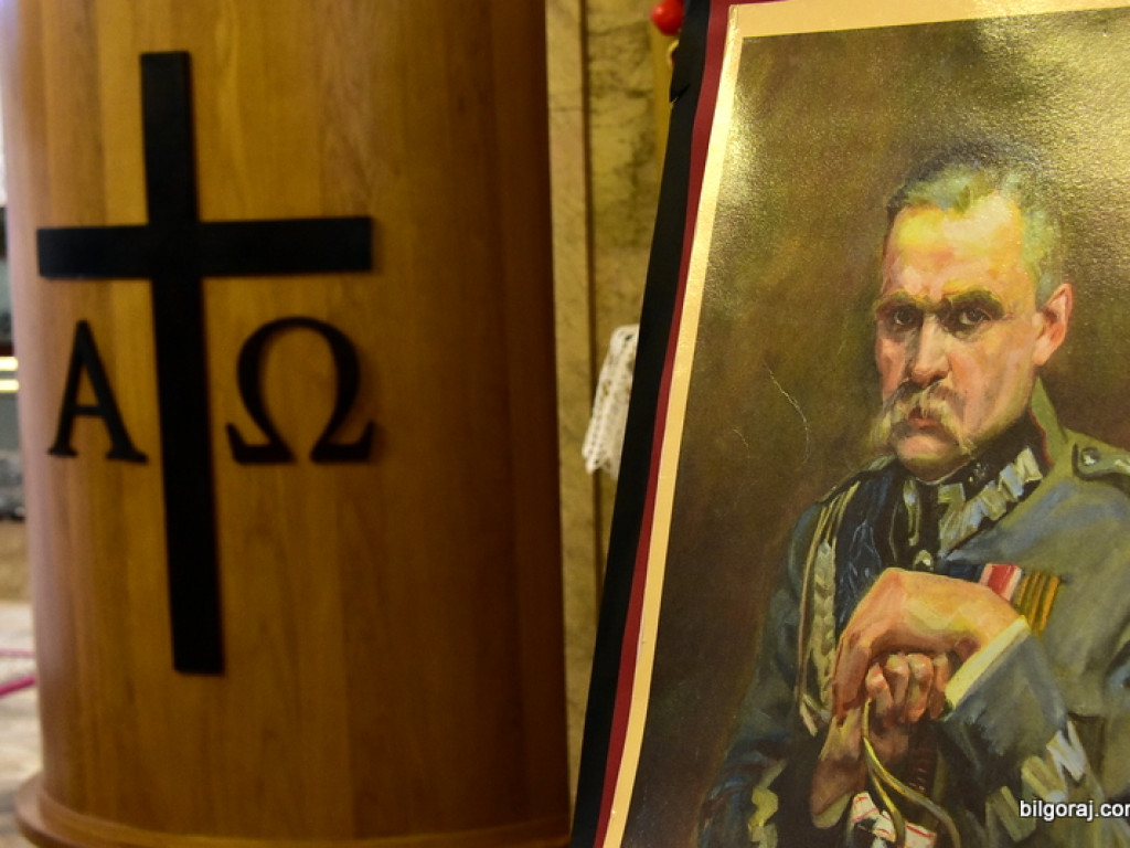 Ku czci Niepodległej (FOTO)