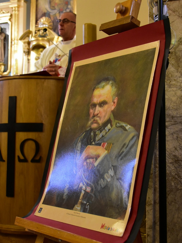 Ku czci Niepodległej (FOTO)
