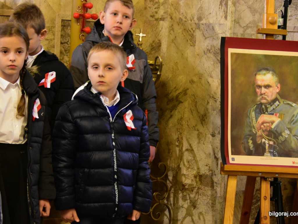 Ku czci Niepodległej (FOTO)