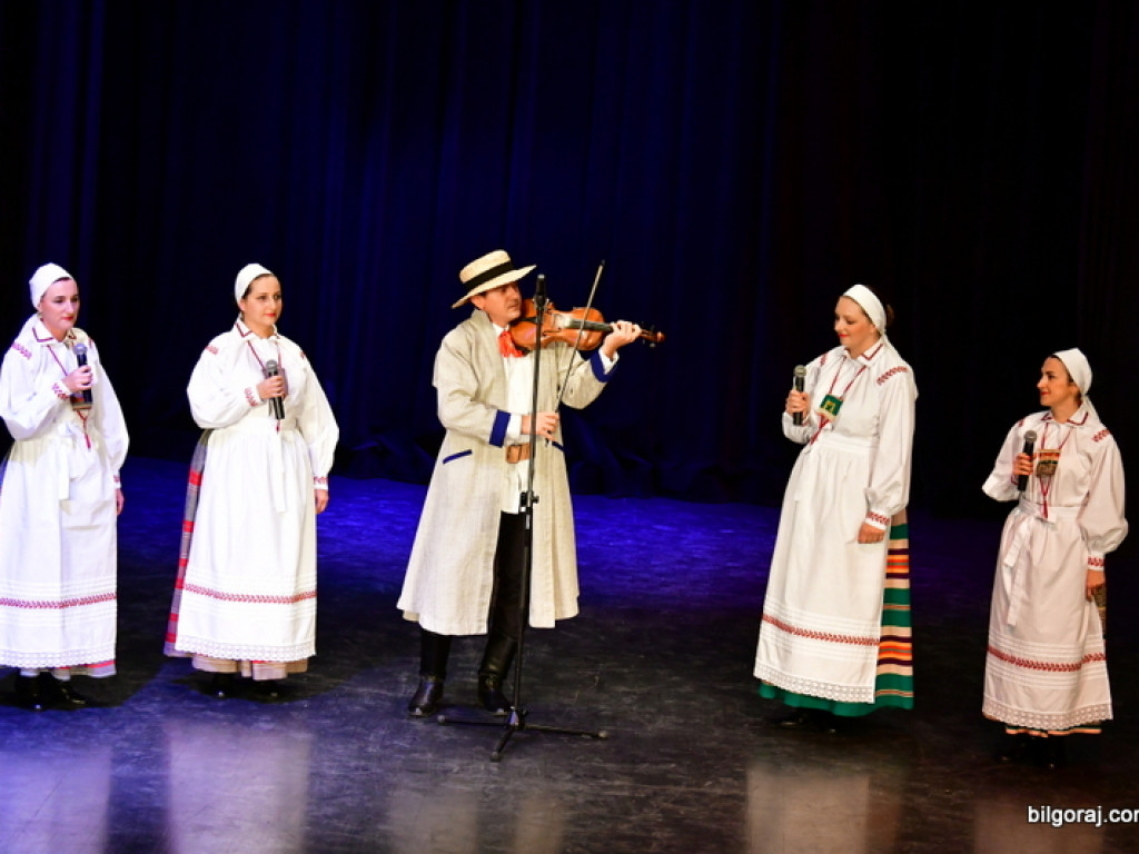 Tanecznie dla Niepodległej (FOTO, VIDEO)