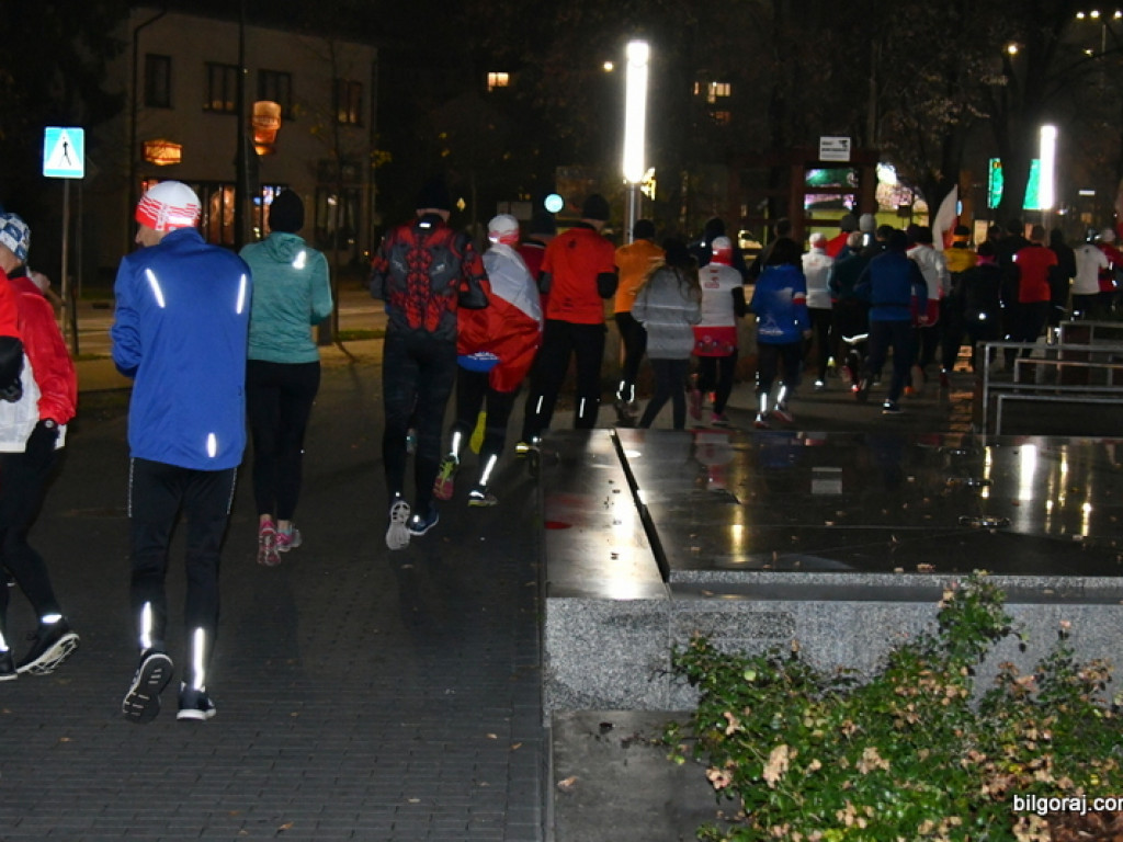 Bieg niepodległości na dystansie symbolicznych 11 km (FOTO)