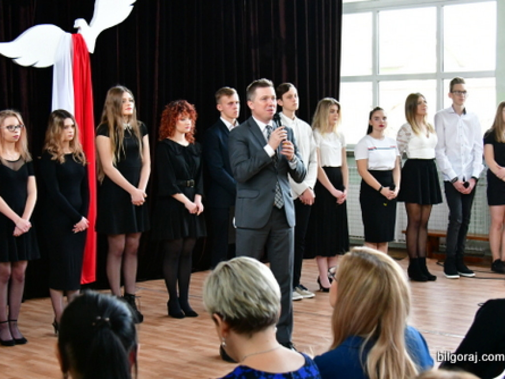 Akademia z okazji 101. rocznicy odzyskania przez Polskę niepodległości w ZSZiO (FOTO)