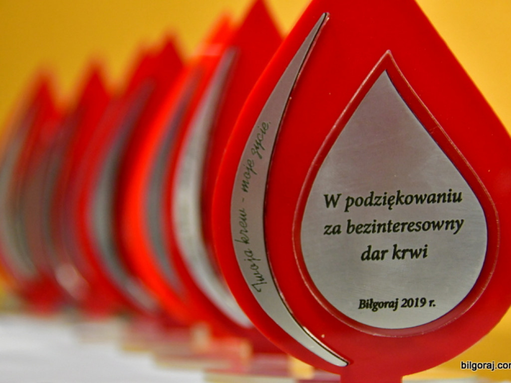 Spotkanie krwiodawców. Były medale, wyróżnienia i podziękowania (FOTO)