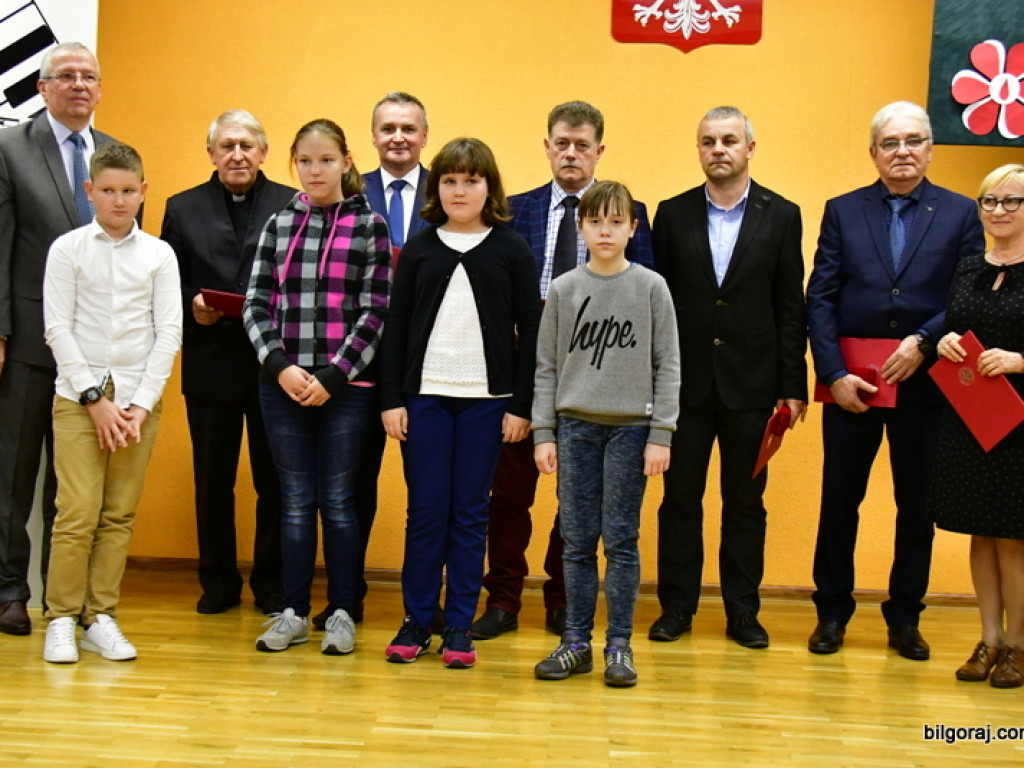 Spotkanie krwiodawców. Były medale, wyróżnienia i podziękowania (FOTO)