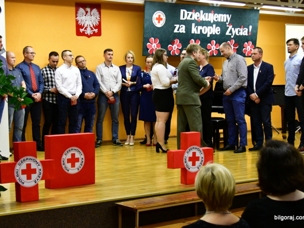 Spotkanie krwiodawców. Były medale, wyróżnienia i podziękowania (FOTO)