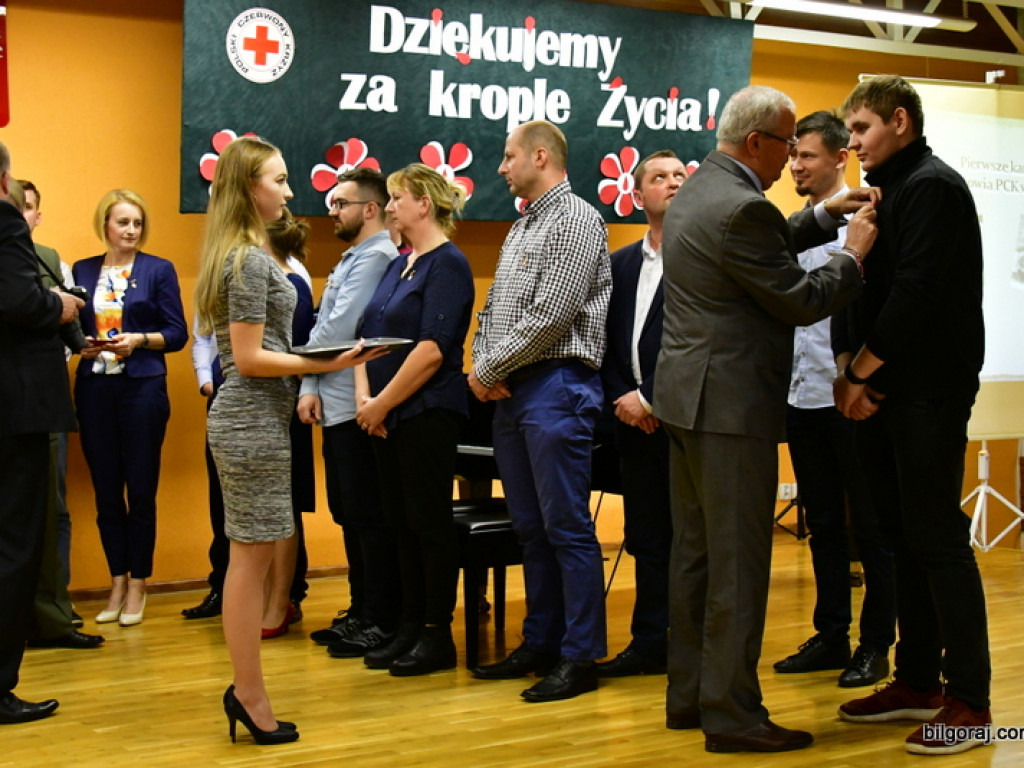 Spotkanie krwiodawców. Były medale, wyróżnienia i podziękowania (FOTO)