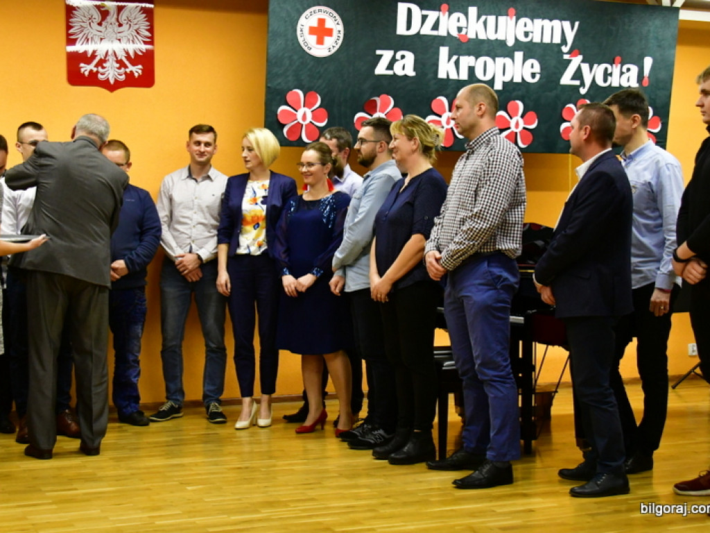 Spotkanie krwiodawców. Były medale, wyróżnienia i podziękowania (FOTO)