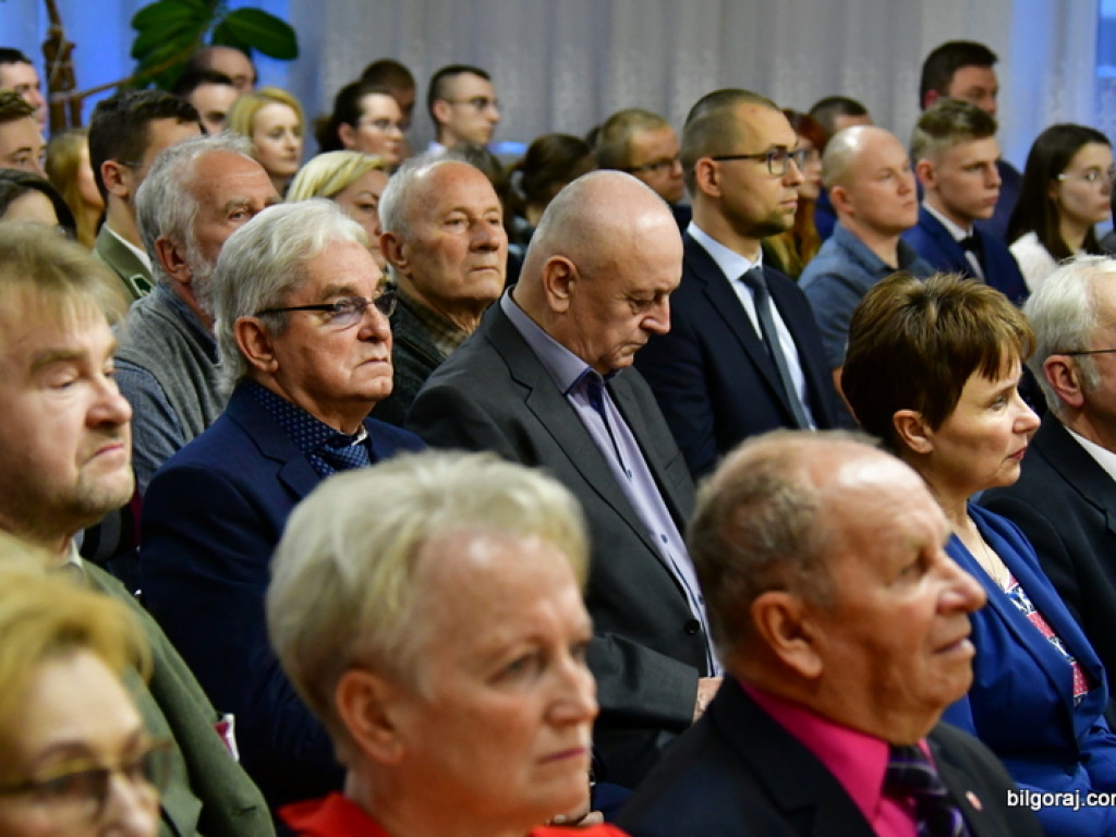 Spotkanie krwiodawców. Były medale, wyróżnienia i podziękowania (FOTO)