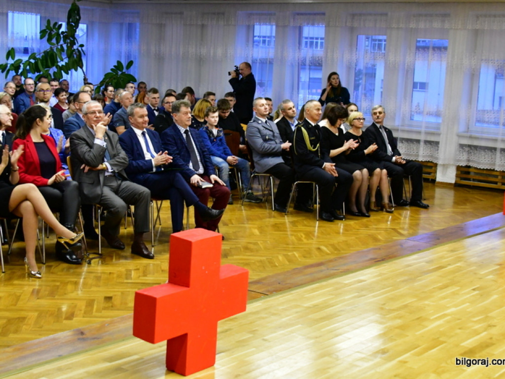 Spotkanie krwiodawców. Były medale, wyróżnienia i podziękowania (FOTO)