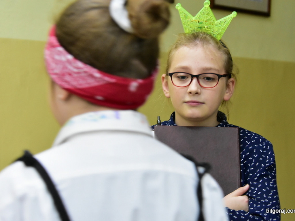 Andrzejki OAZY. Dobra zabawa i pomoc dzieciom z Domu Dziecka (FOTO)