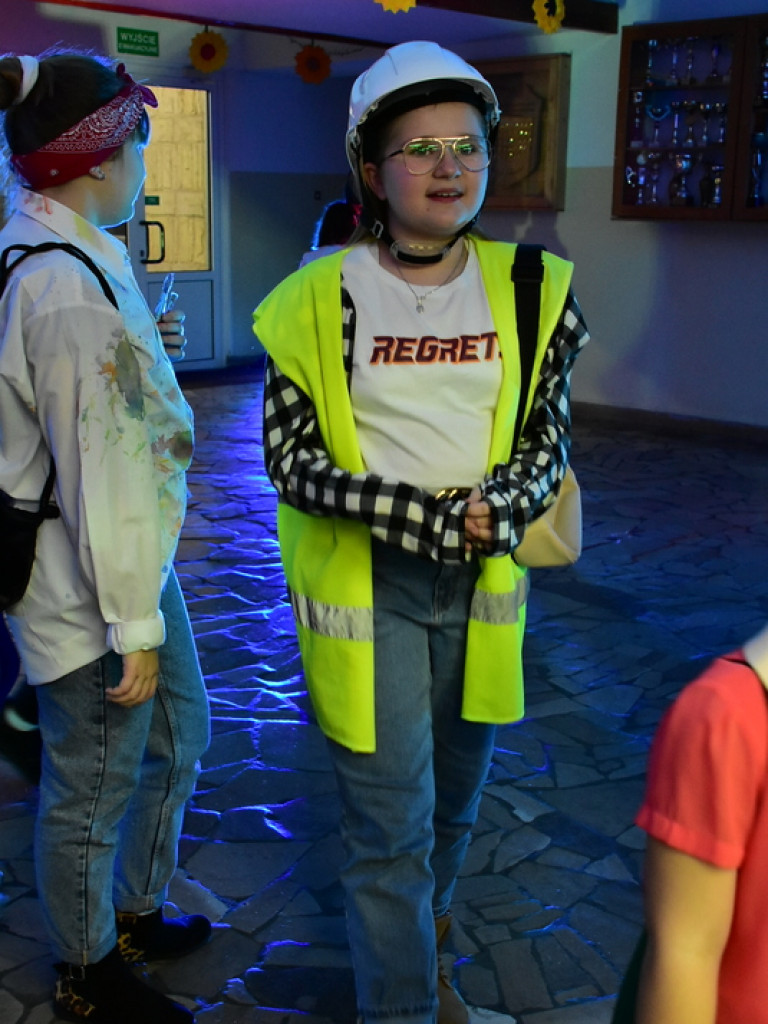 Andrzejki OAZY. Dobra zabawa i pomoc dzieciom z Domu Dziecka (FOTO)