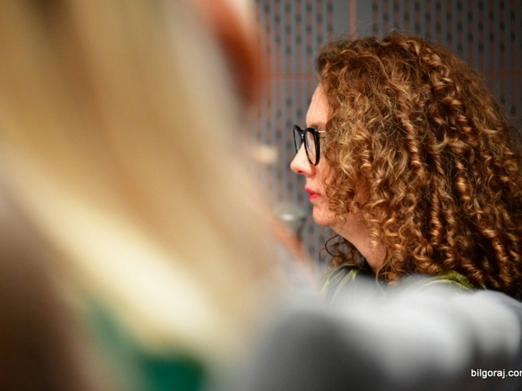 Debaty oksfordzkie. Biłgorajska młodzież spierała się w dyskusji na argumenty (FOTO)