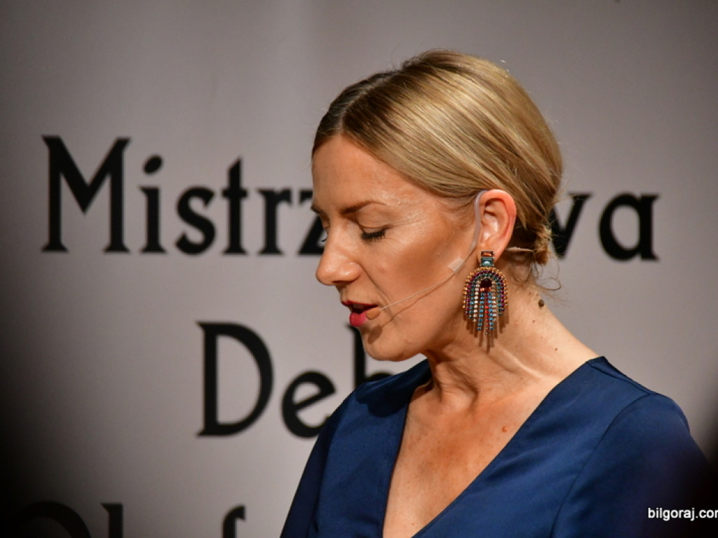 Debaty oksfordzkie. Biłgorajska młodzież spierała się w dyskusji na argumenty (FOTO)