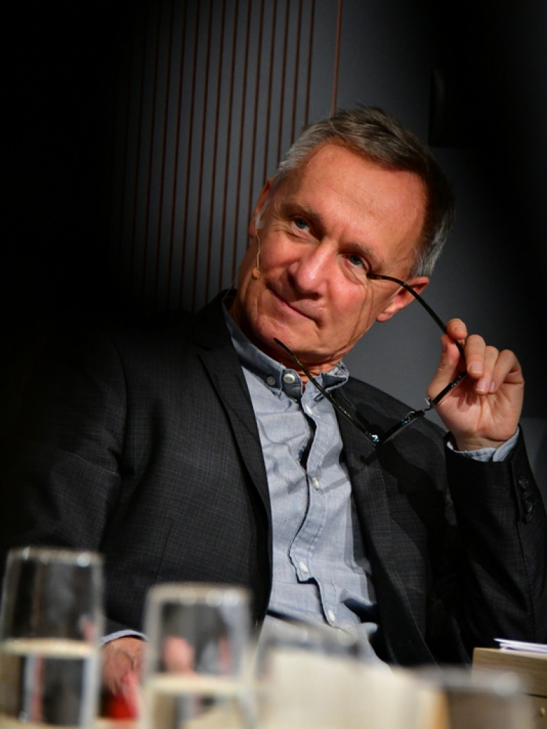 Debaty oksfordzkie. Biłgorajska młodzież spierała się w dyskusji na argumenty (FOTO)
