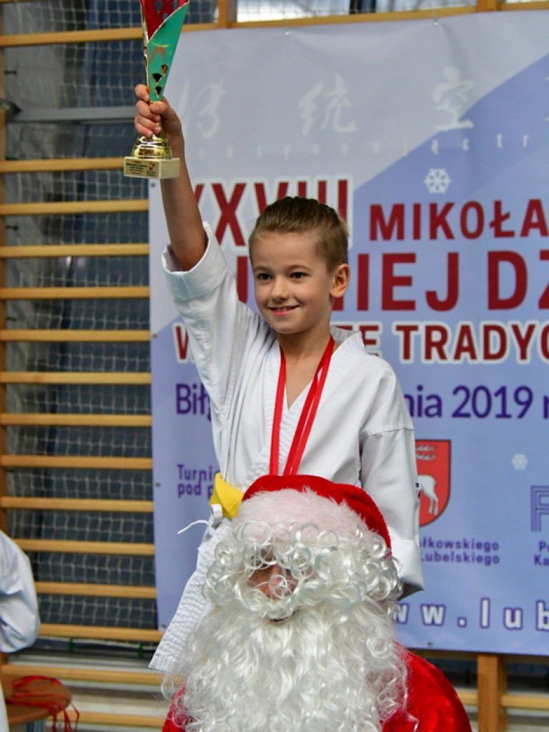 28. Mikołajkowy Turniej Karate Tradycyjnego dla Dzieci (FOTO)