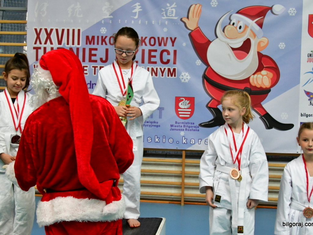 28. Mikołajkowy Turniej Karate Tradycyjnego dla Dzieci (FOTO)