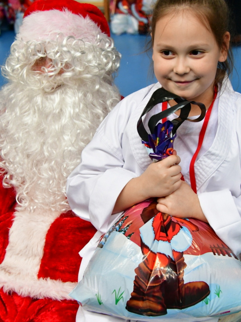 28. Mikołajkowy Turniej Karate Tradycyjnego dla Dzieci (FOTO)