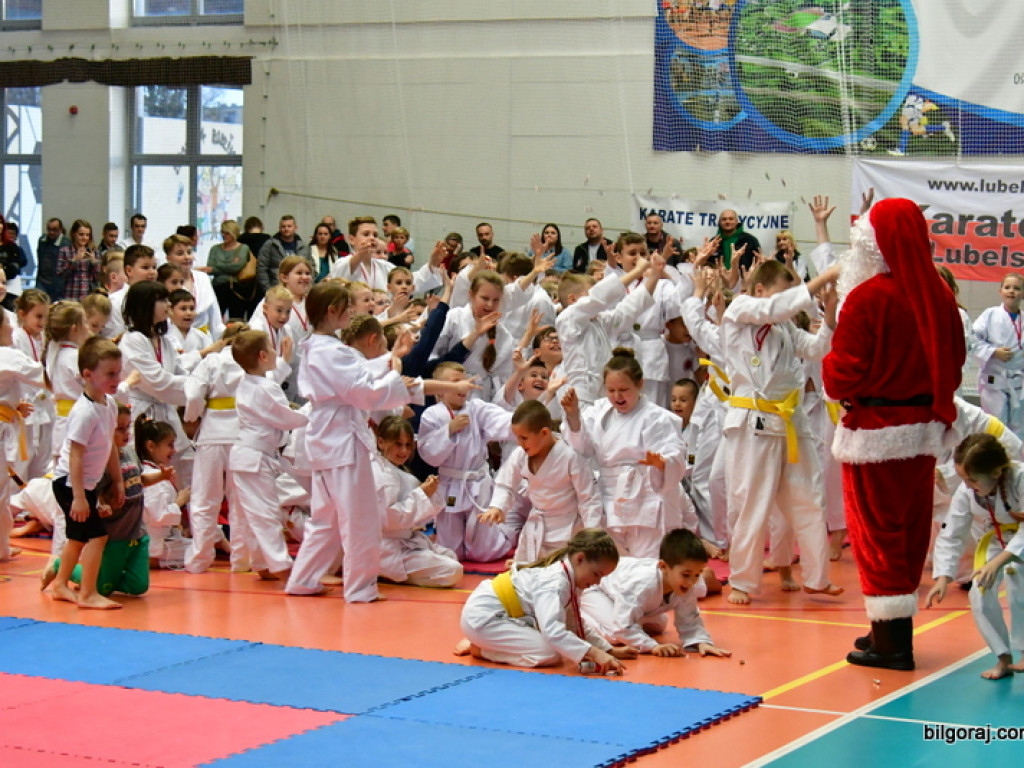 28. Mikołajkowy Turniej Karate Tradycyjnego dla Dzieci (FOTO)