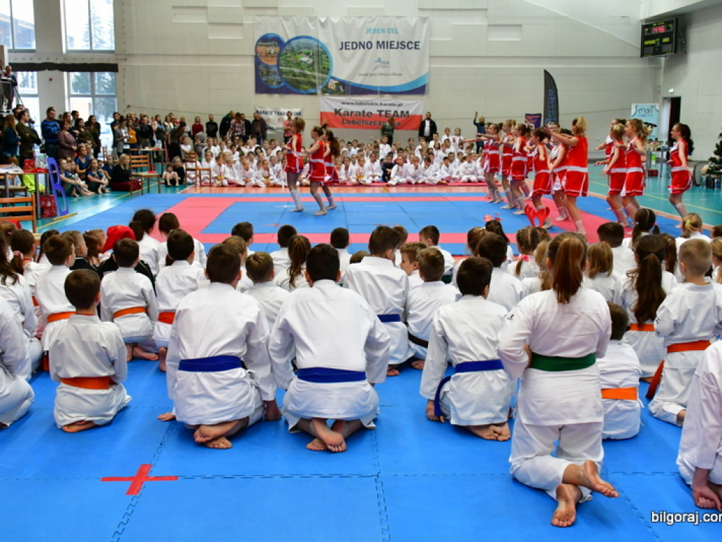 28. Mikołajkowy Turniej Karate Tradycyjnego dla Dzieci (FOTO)