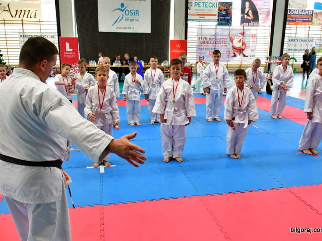 28. Mikołajkowy Turniej Karate Tradycyjnego dla Dzieci (FOTO)