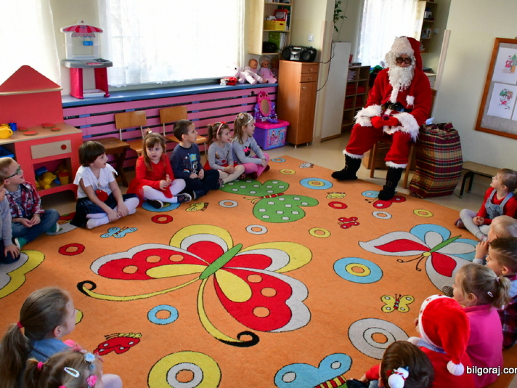 Święty Mikołaj odwiedził przedszkolaki (FOTO)