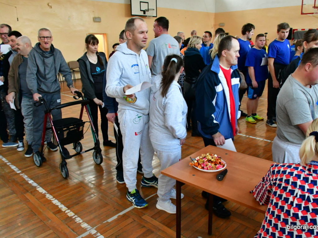 XVIII Mikołajkowy Turniej Osób Niepełnosprawnych (FOTO)