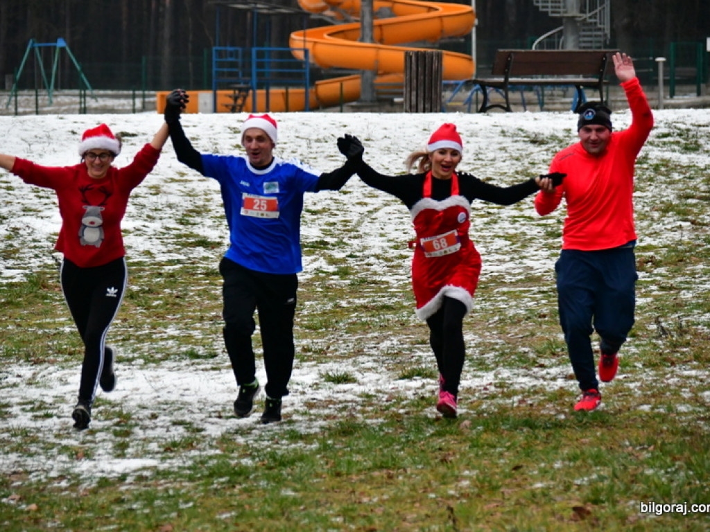 Bieg mikołajkowy i IV Cross Bojarski (FOTO)