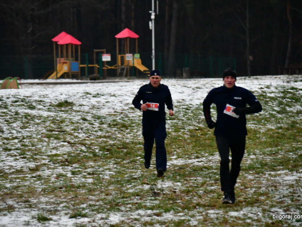 Bieg mikołajkowy i IV Cross Bojarski (FOTO)