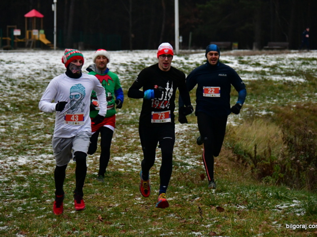 Bieg mikołajkowy i IV Cross Bojarski (FOTO)