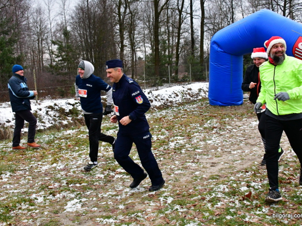 Bieg mikołajkowy i IV Cross Bojarski (FOTO)