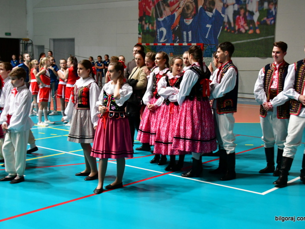 Pomóż Dzieciom Przetrwać Zimę (FOTO)