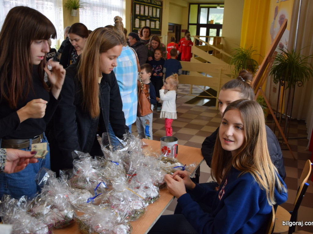 Charytatywny kiermasz dla Piotrka (FOTO)