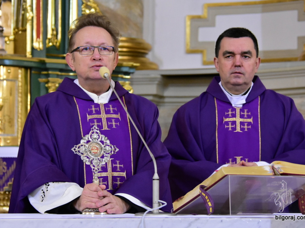 Ziemia z Magdali w biłgorajskim sanktuarium (FOTO)