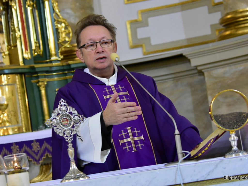 Ziemia z Magdali w biłgorajskim sanktuarium (FOTO)