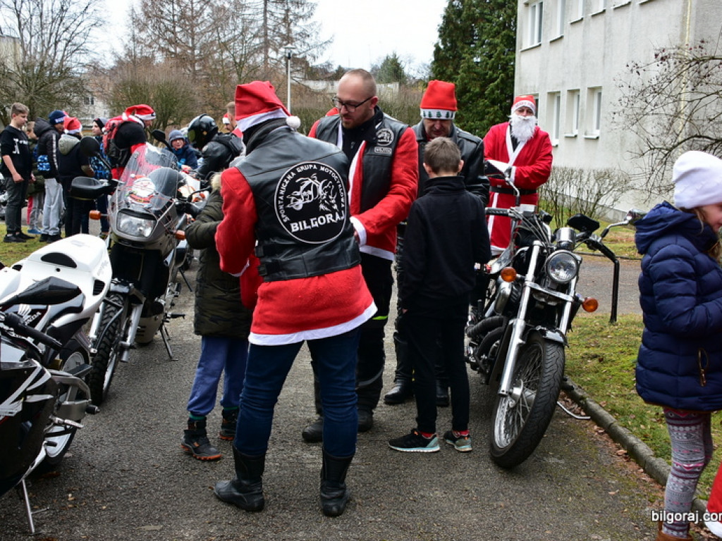 Motomikołaje przywieźli dzieciom radość (FOTO)