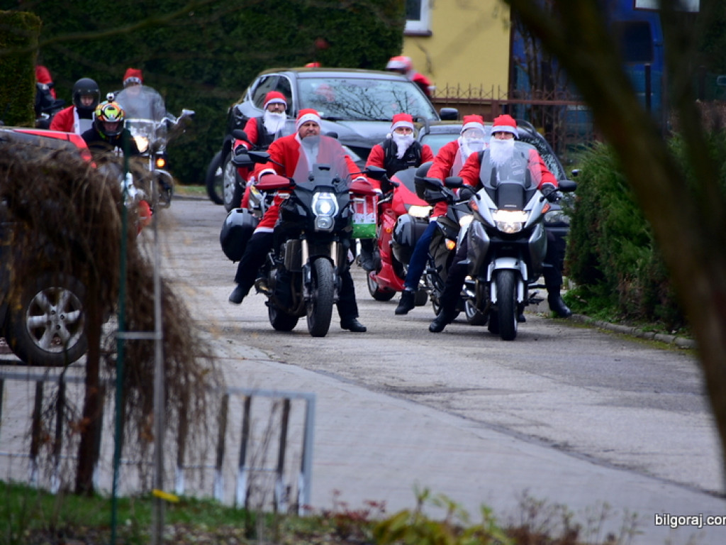 Motomikołaje przywieźli dzieciom radość (FOTO)