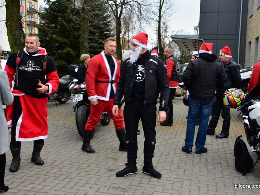 Motomikołaje przywieźli dzieciom radość (FOTO)