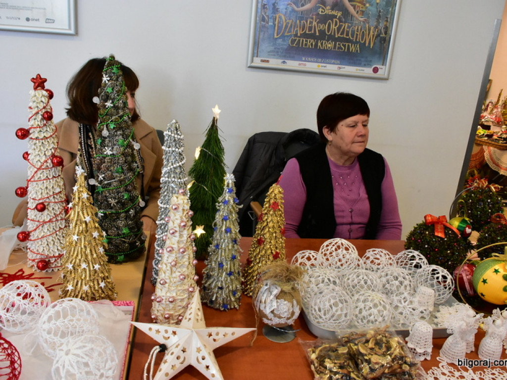 Kiermasz bożonarodzeniowy w BCK (FOTO)